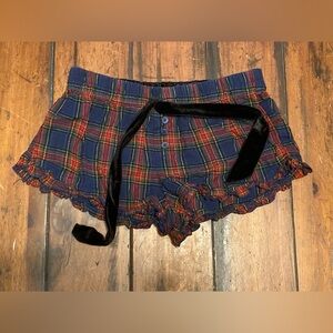 LA Heart Women’s Plaid Shorts with Velvet Black Tie Size S